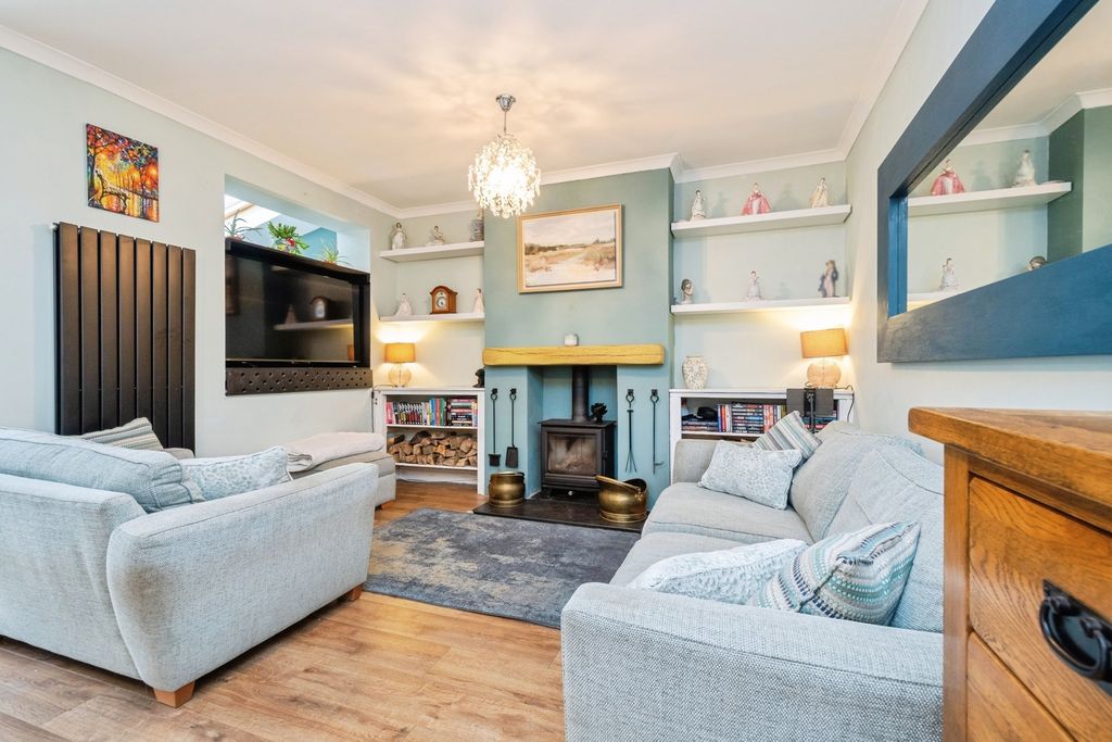 Property photo 3 of 22 Pbox-Img.Jpg