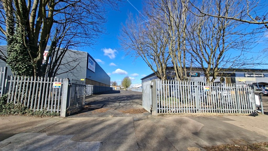 Property photo 2 of 7 Photo 10