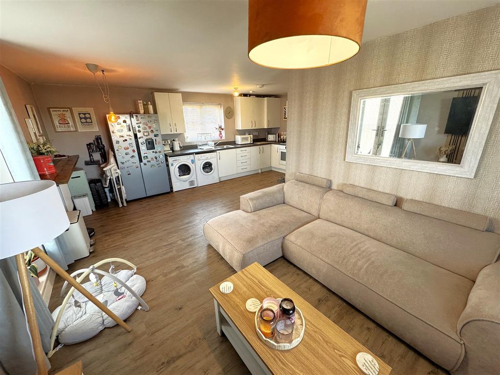 Property photo 2 of 18 Image2.Jpeg