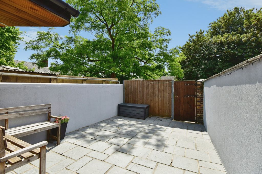 Property photo 3 of 21 Rear Yard