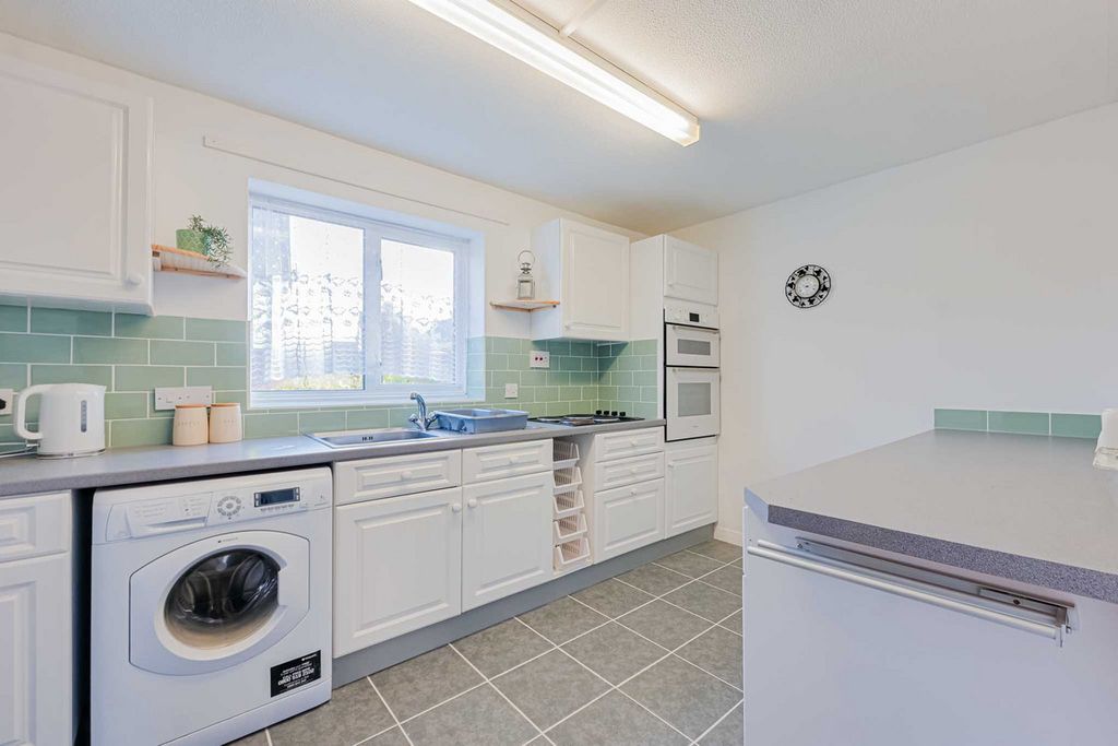 Property photo 3 of 22