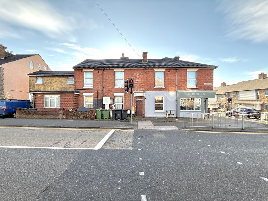 Property photo 1 of 6 Annex