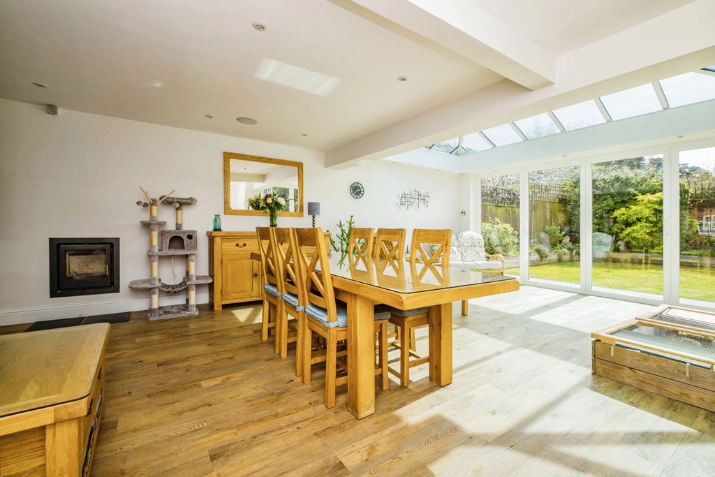 Property photo 3 of 22 Orangery
