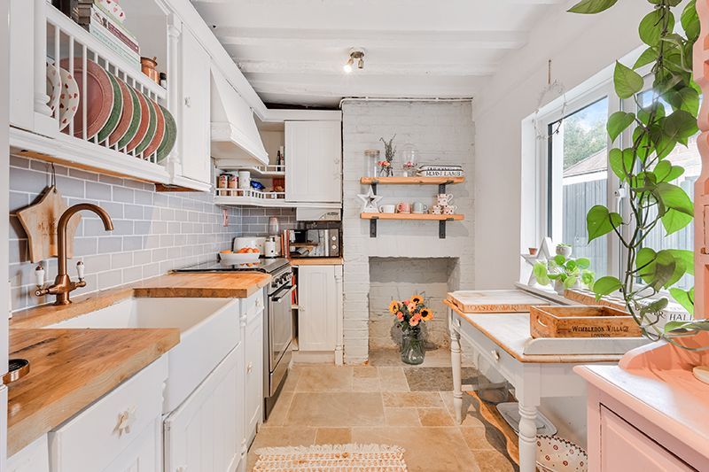 Property photo 1 of 12 H&Co.