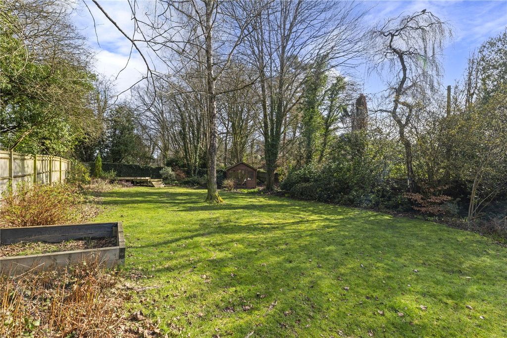 Property photo 3 of 22 Garden