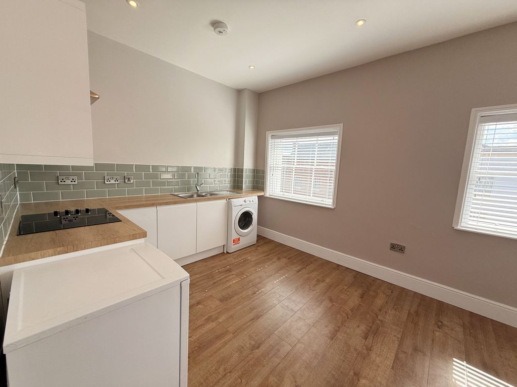 Property photo 3 of 22 Gallery