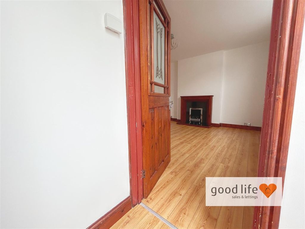 Property photo 2 of 20 Front Hall.Jpg