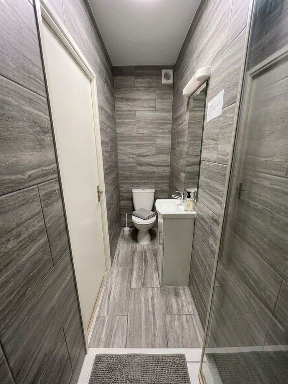 Property photo 2 of 2