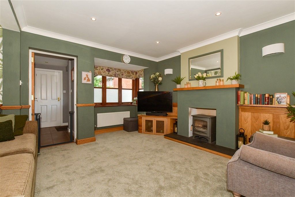 Property photo 2 of 19 Lounge/Dining Room
