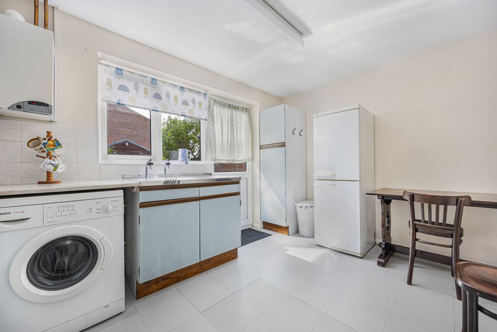 Property photo 2 of 11 Picture No. 06