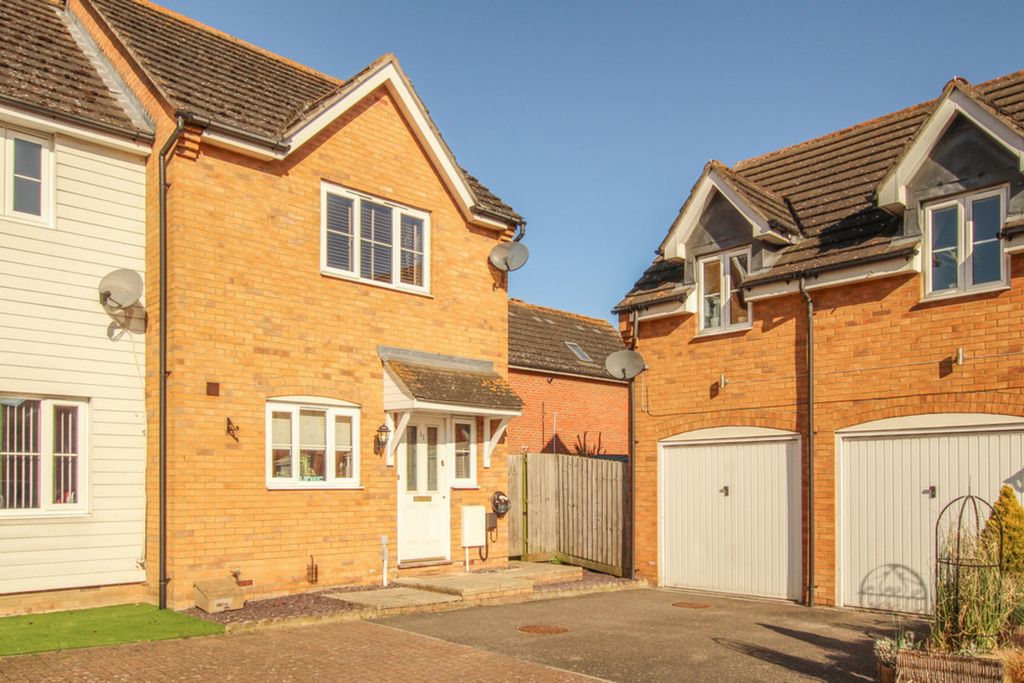 Property photo 1 of 19