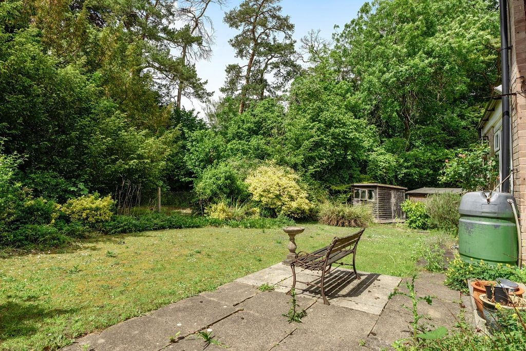 Property photo 3 of 20 Mountfield