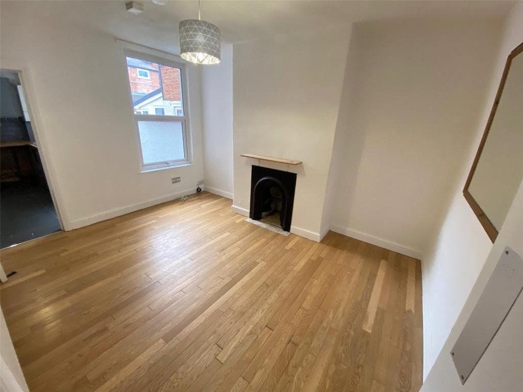 Property photo 2 of 8 Picture No. 05