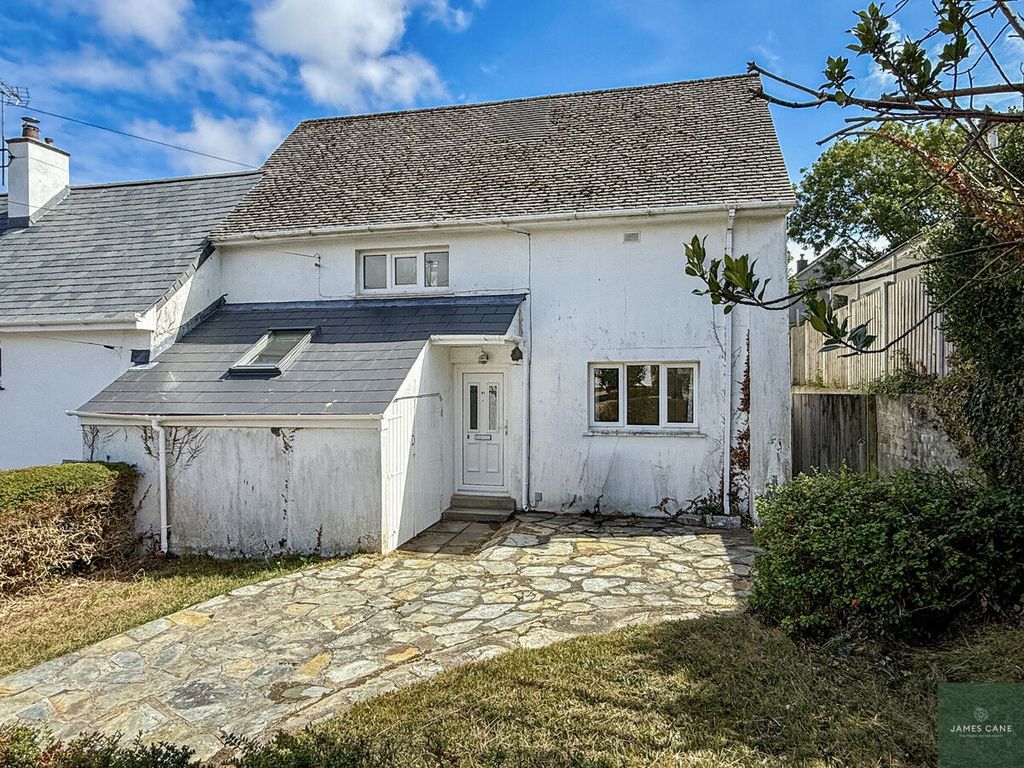 Property photo 1 of 11