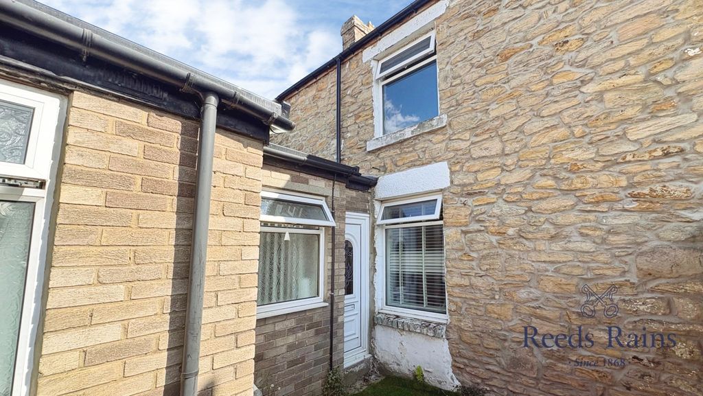 Property photo 1 of 14 Pbox-Img.Jpg