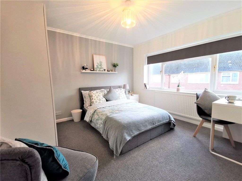 Property photo 3 of 10 Picture No. 04