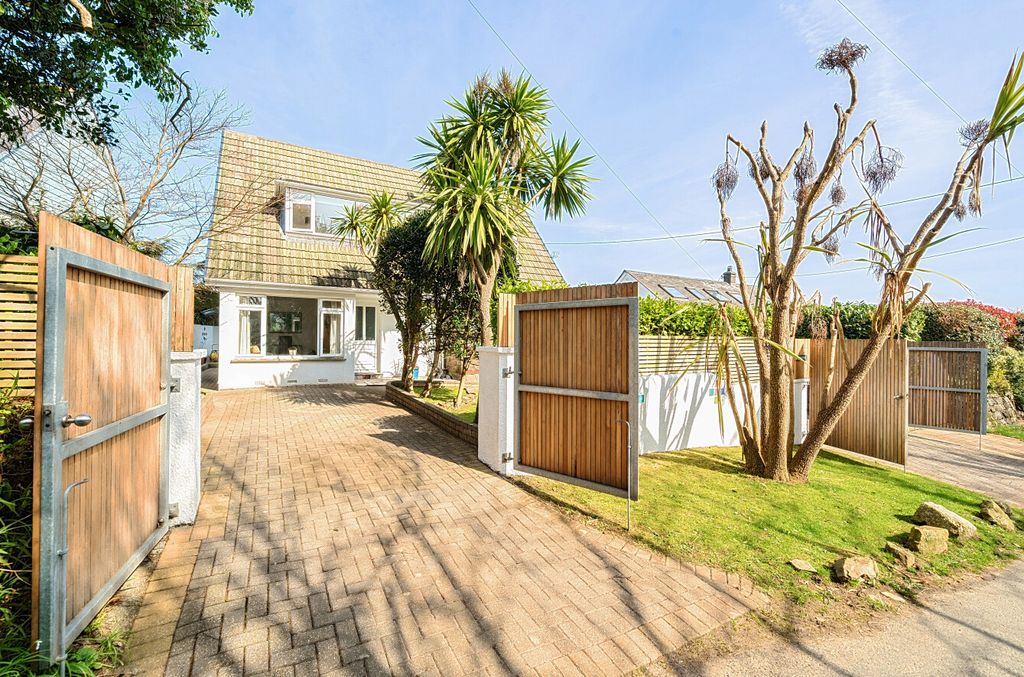 Property photo 1 of 21 1432879-14-69Be95...