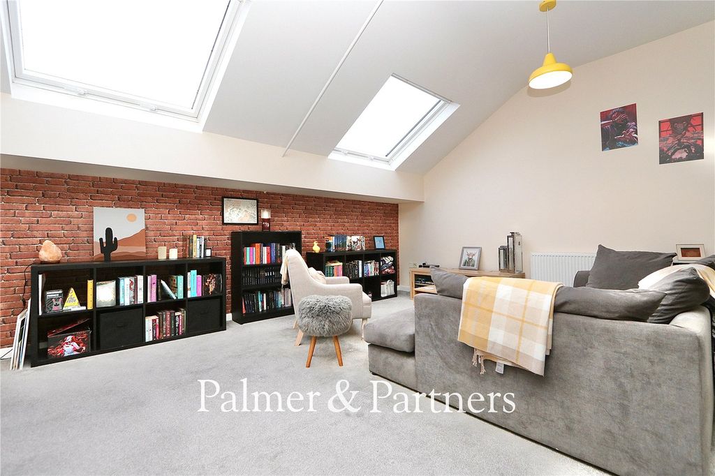 Property photo 2 of 18 Picture No. 07