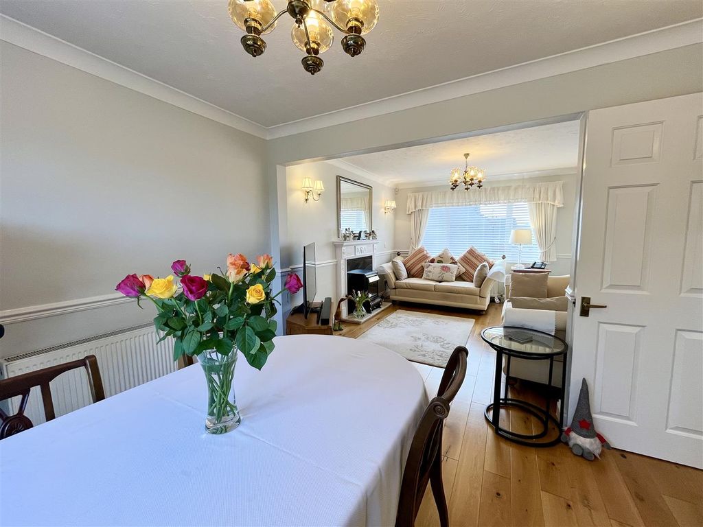 Property photo 3 of 27 Img_4909.Jpeg