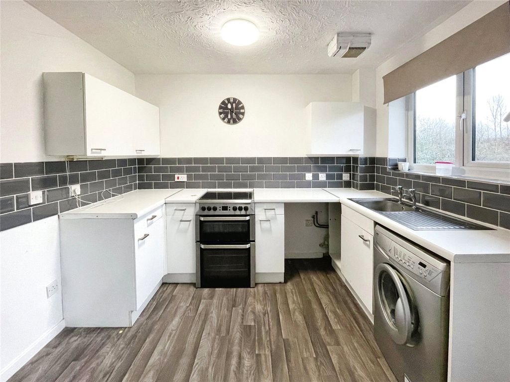 Property photo 3 of 8 Lounge/Diner/Kitchen