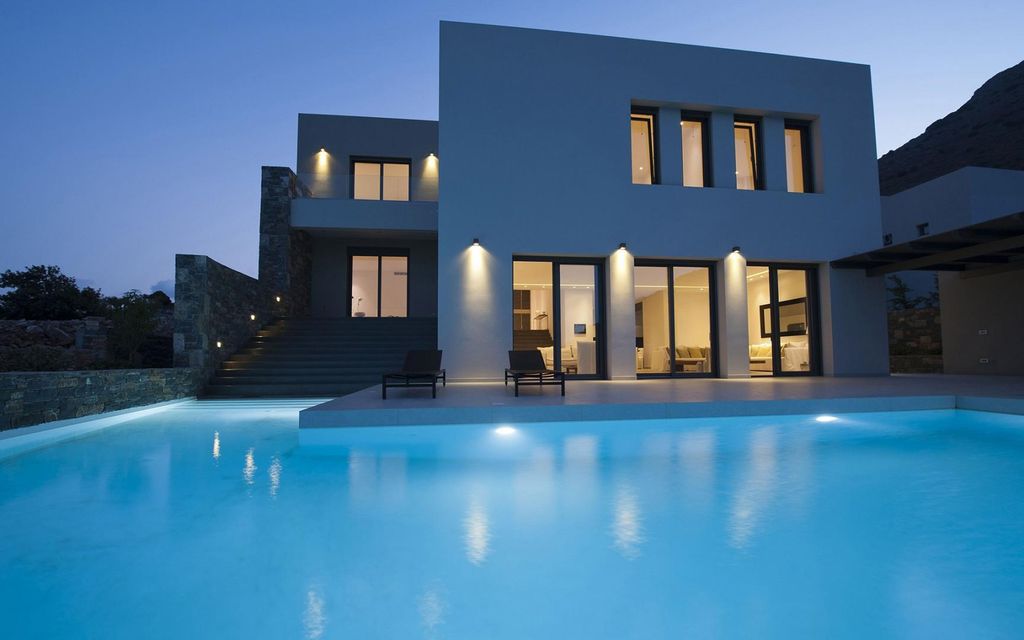 Property photo 1 of 21 Image: 0