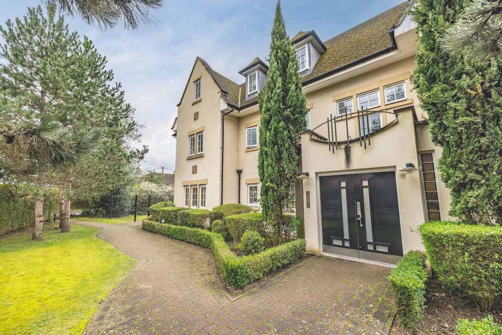 Property photo 1 of 15
