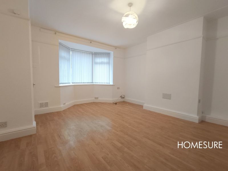 Property photo 1 of 15 Living Room