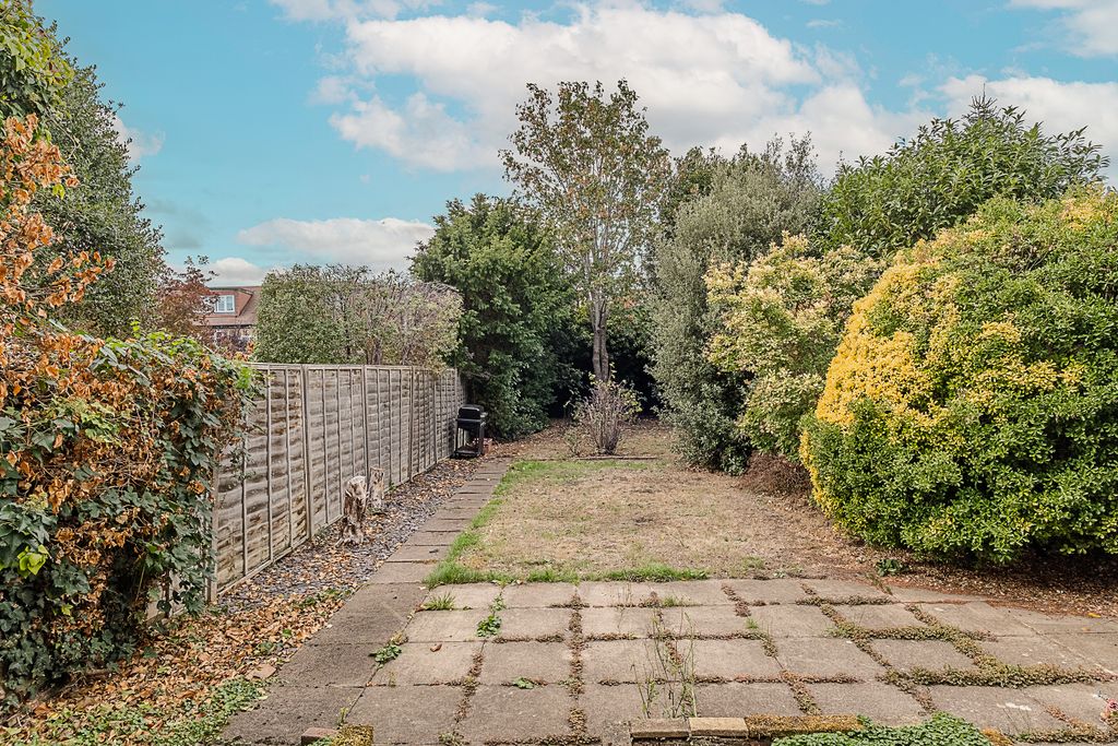 Property photo 2 of 8