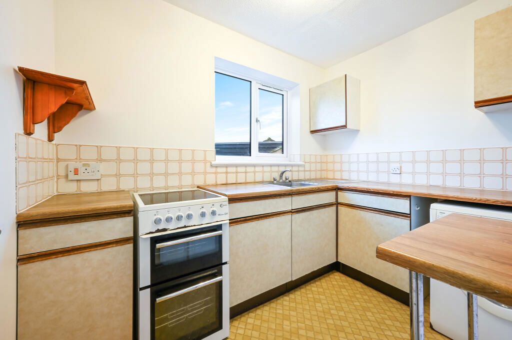Property photo 3 of 16