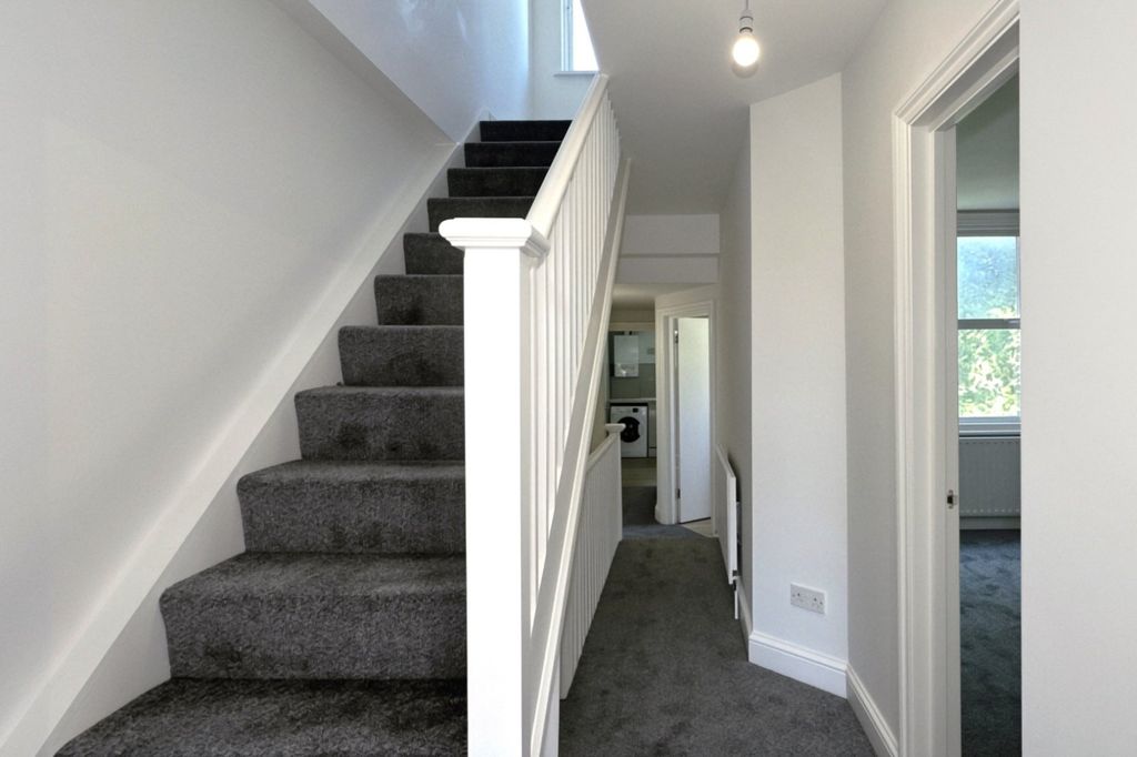 Property photo 2 of 17 Picture No. 06