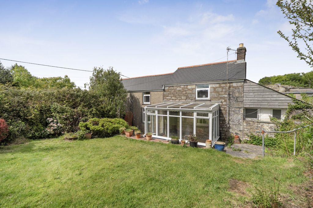 Property photo 1 of 27