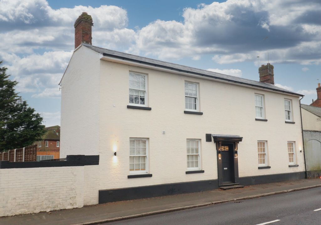 Property photo 1 of 14 Picture No. 24