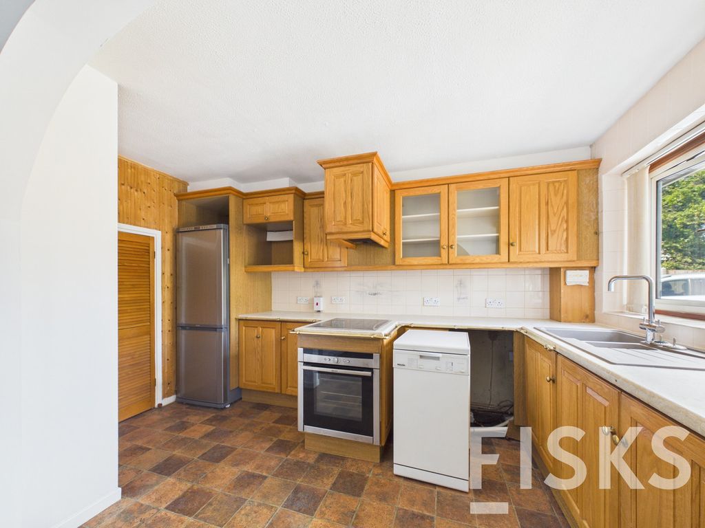 Property photo 2 of 23