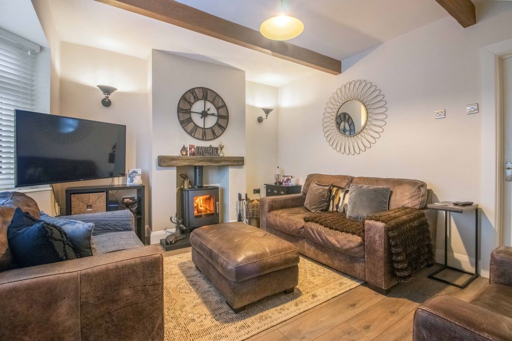 Property photo 2 of 18 Byepass-10