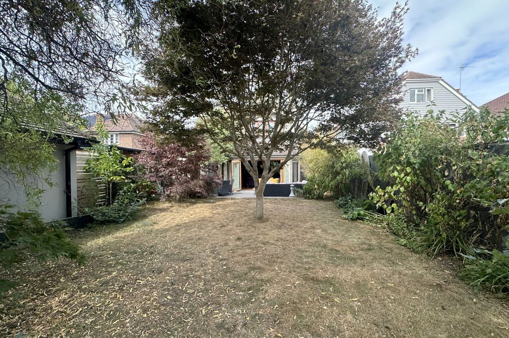 Property photo 3 of 33