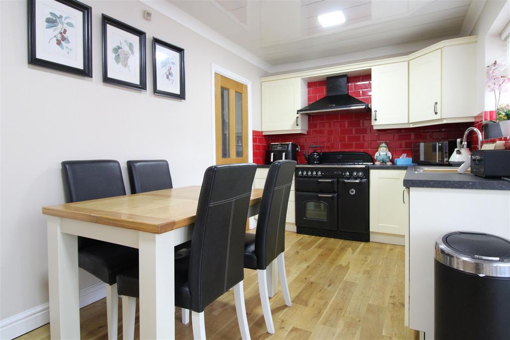 Property photo 3 of 17 F.Ki.Jpg