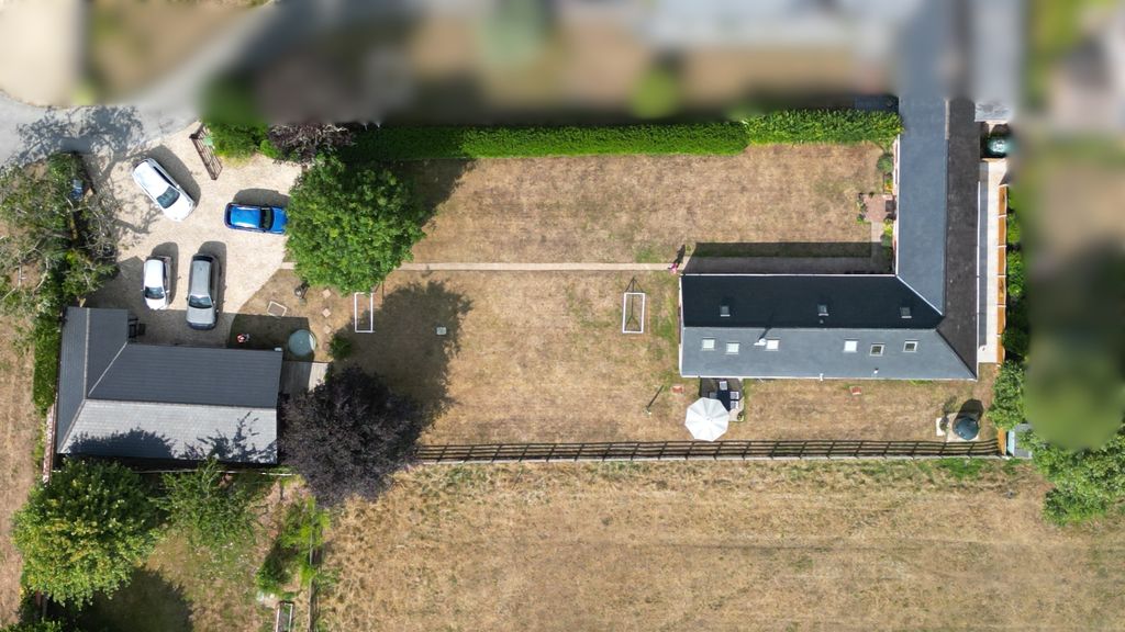Property photo 2 of 21 Drone