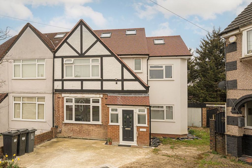 Property photo 1 of 5