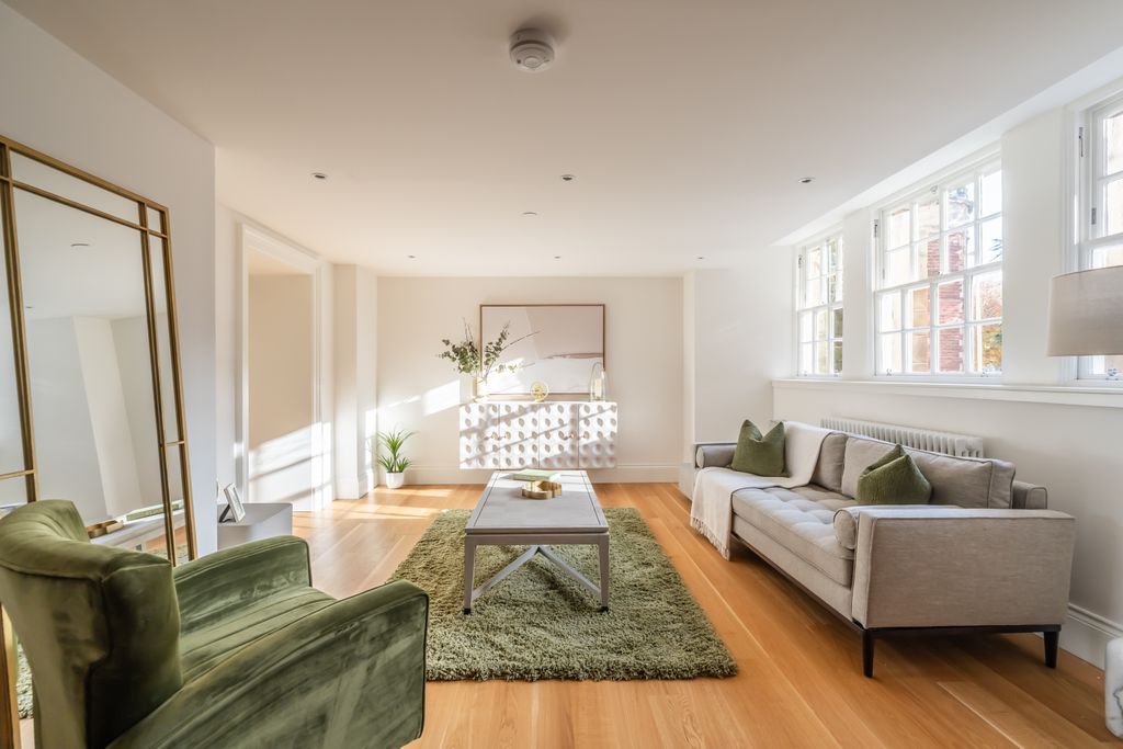 Property photo 3 of 14 Property Image 3