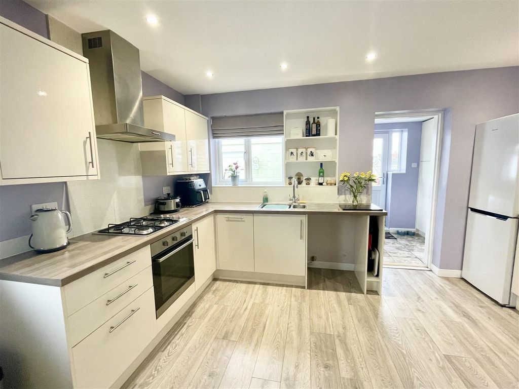 Property photo 2 of 13 Img_6720.Jpg