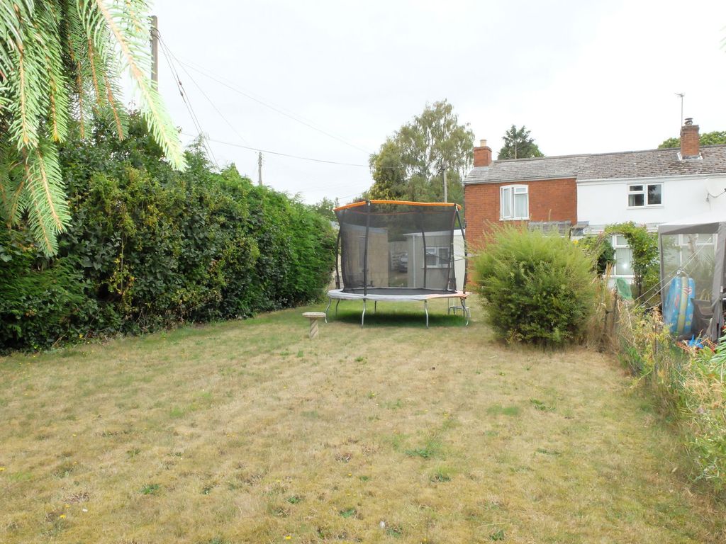 Property photo 3 of 11