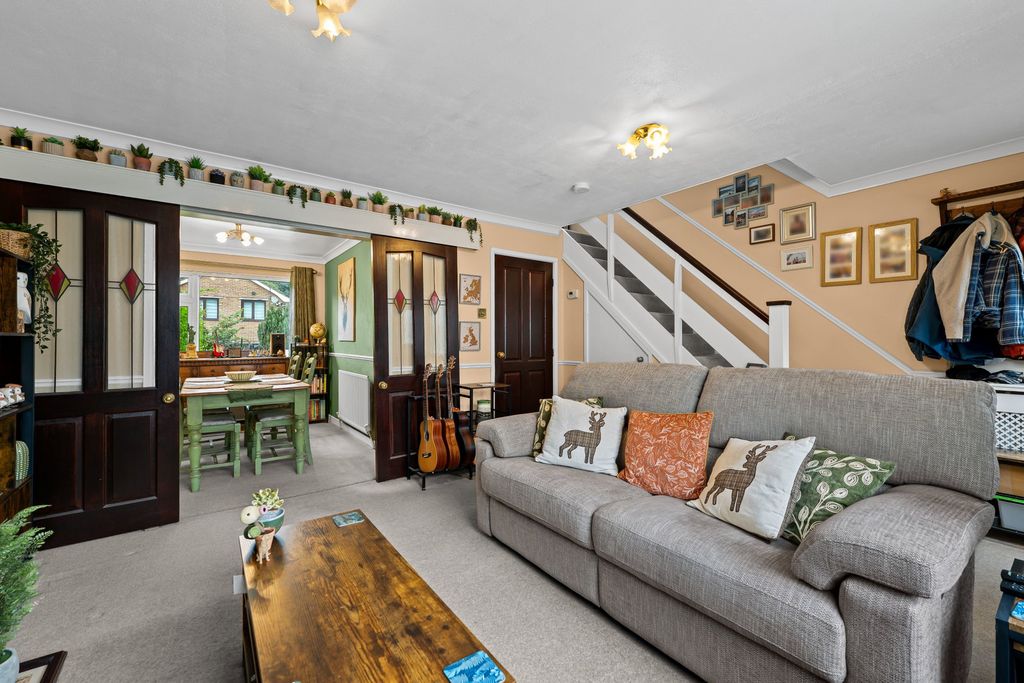 Property photo 3 of 24
