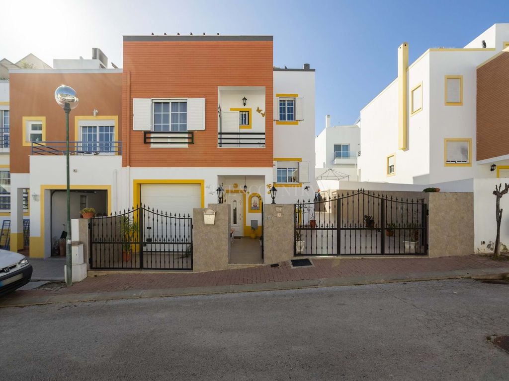 Property photo 1 of 30