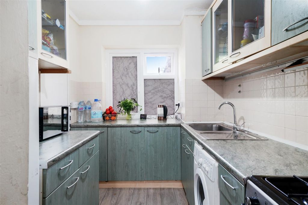 Property photo 2 of 10 46 Albert Whicher House - Dy6Dku5Vrxtsabpivk3J.Jpg