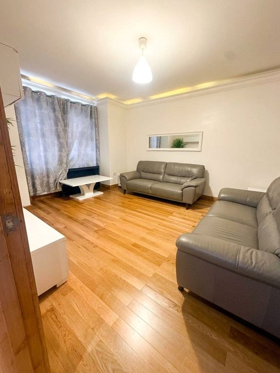 Property photo 1 of 9 Picture No. 06