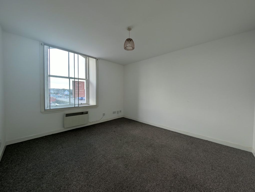 Property photo 3 of 13 3