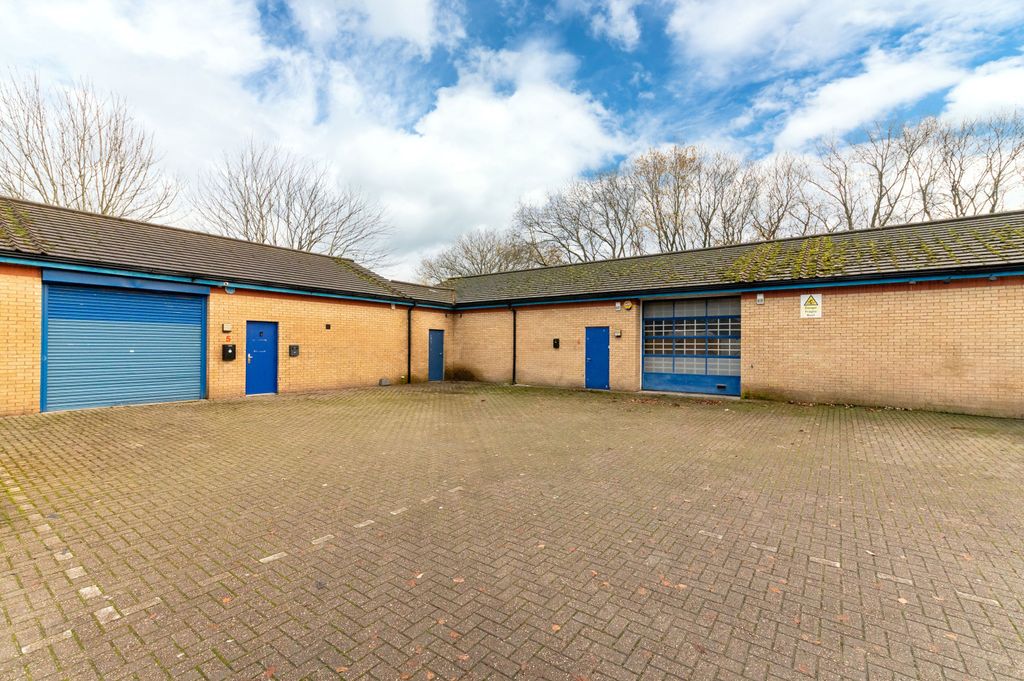 Property photo 3 of 7