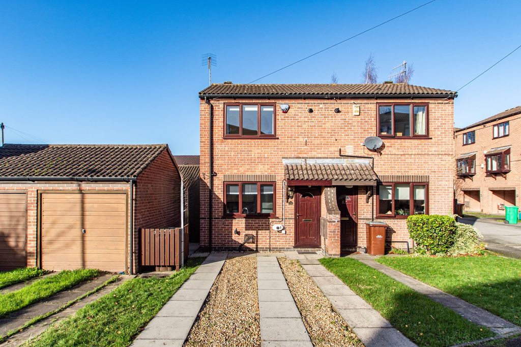 Property photo 3 of 17