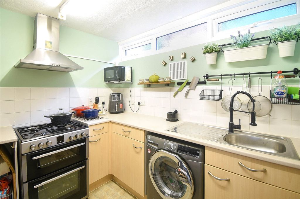 Property photo 2 of 9 Picture No. 02