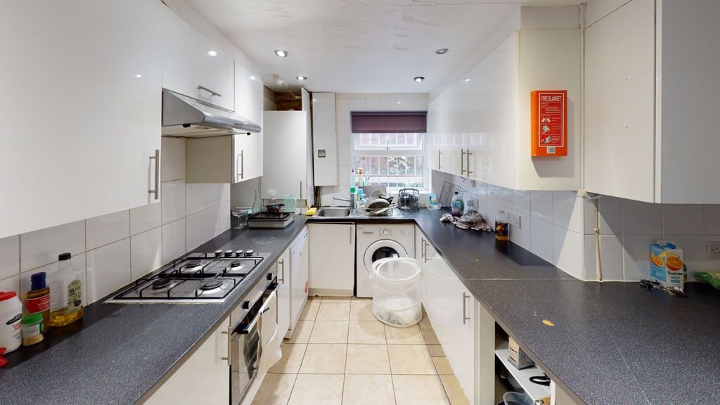 Property photo 3 of 14 Jpg